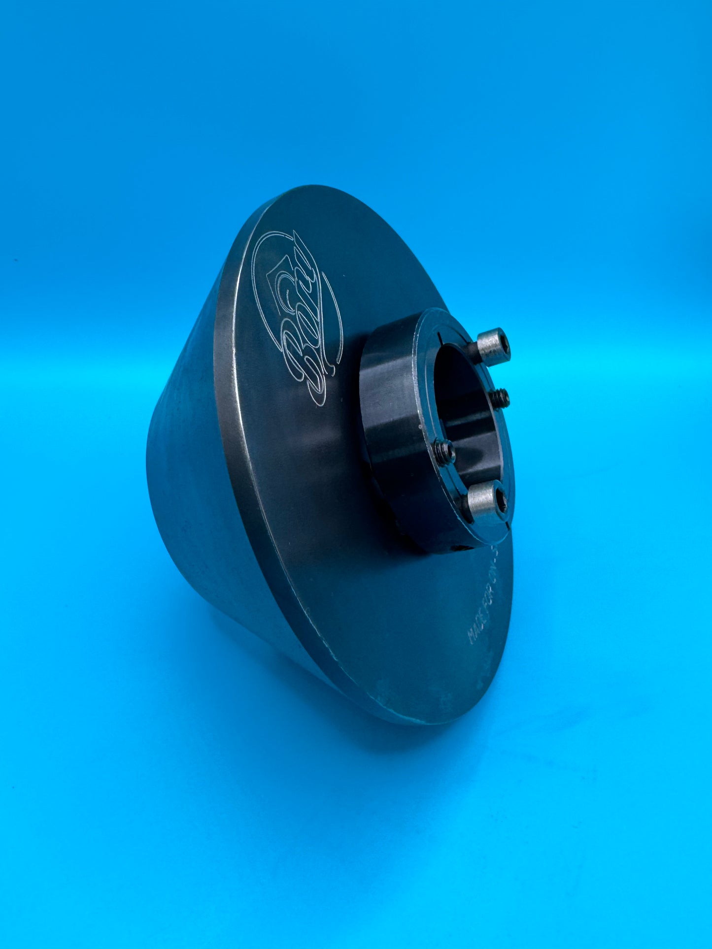 75 to 135 mm alignment cones with integral jacking clamps for 40mm bar