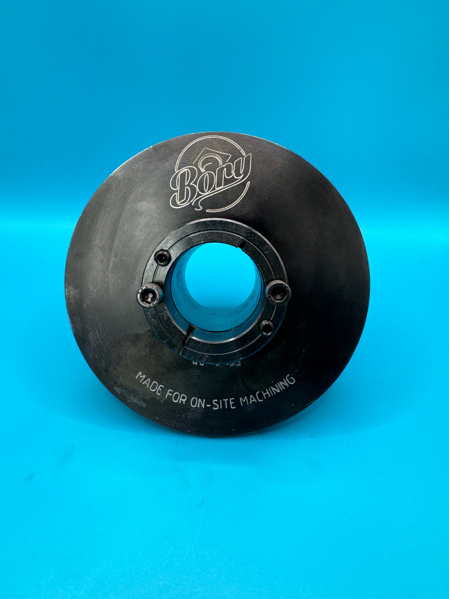 75 to 135 mm alignment cones with integral jacking clamps for 40mm bar
