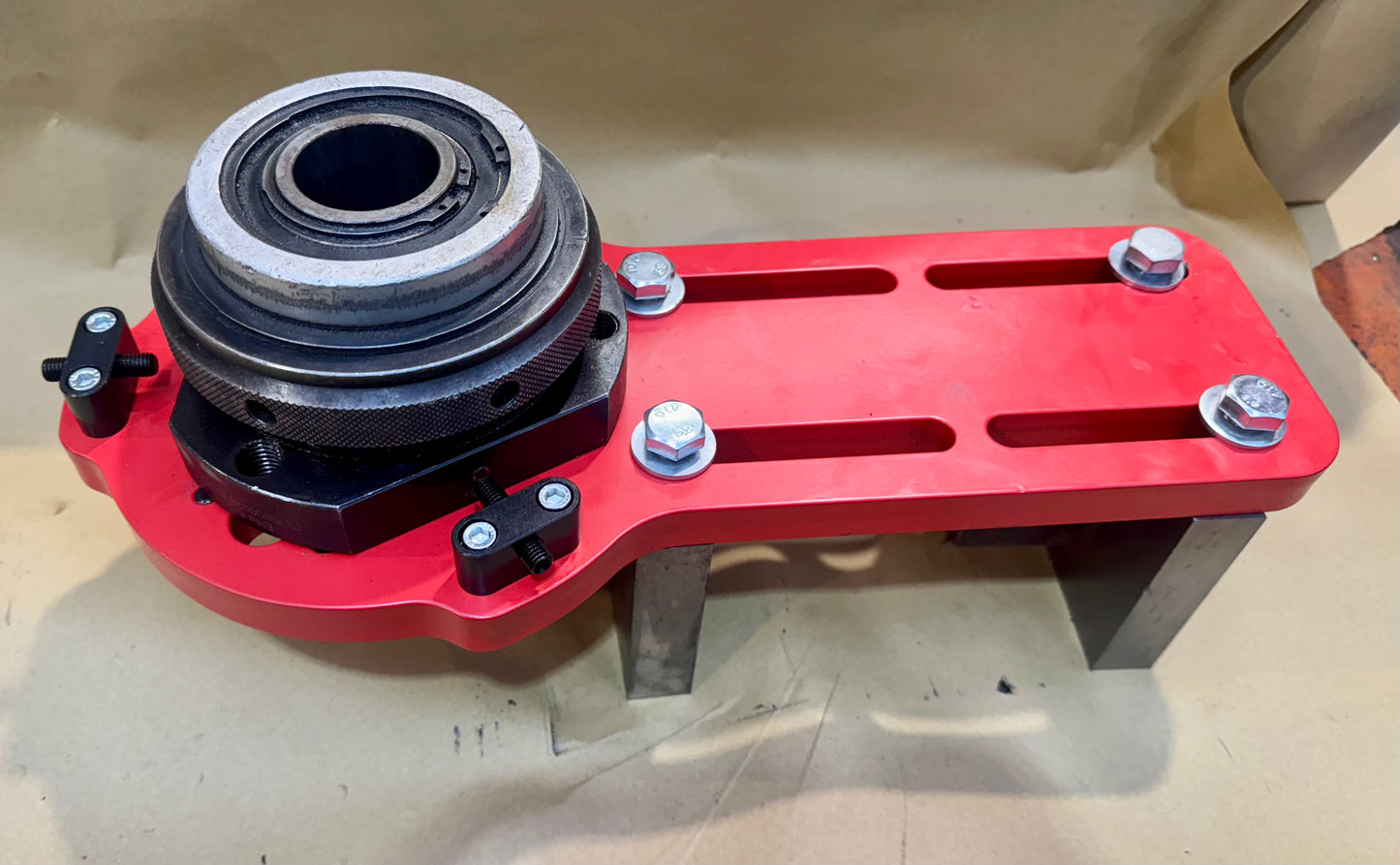 Adjustable lollipop plates for Elsa bearings